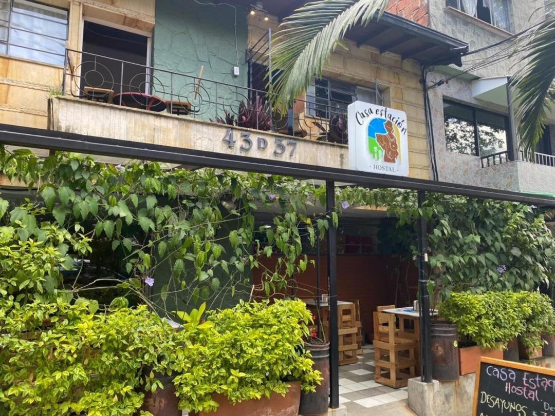 מדיין Hostal Casa Estacion מראה חיצוני תמונה