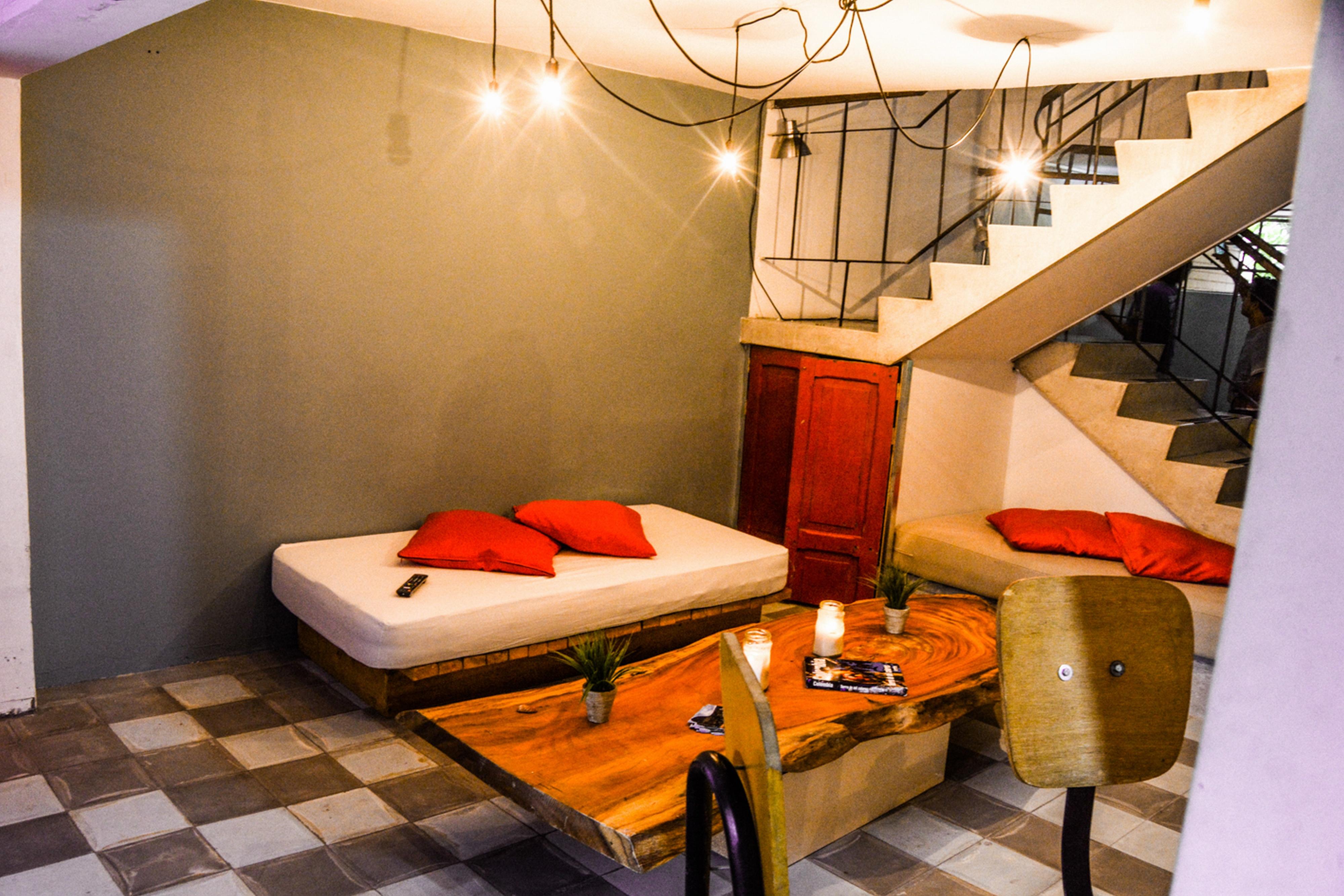 מדיין Hostal Casa Estacion מראה חיצוני תמונה